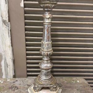 Alterstage i træ ALST15