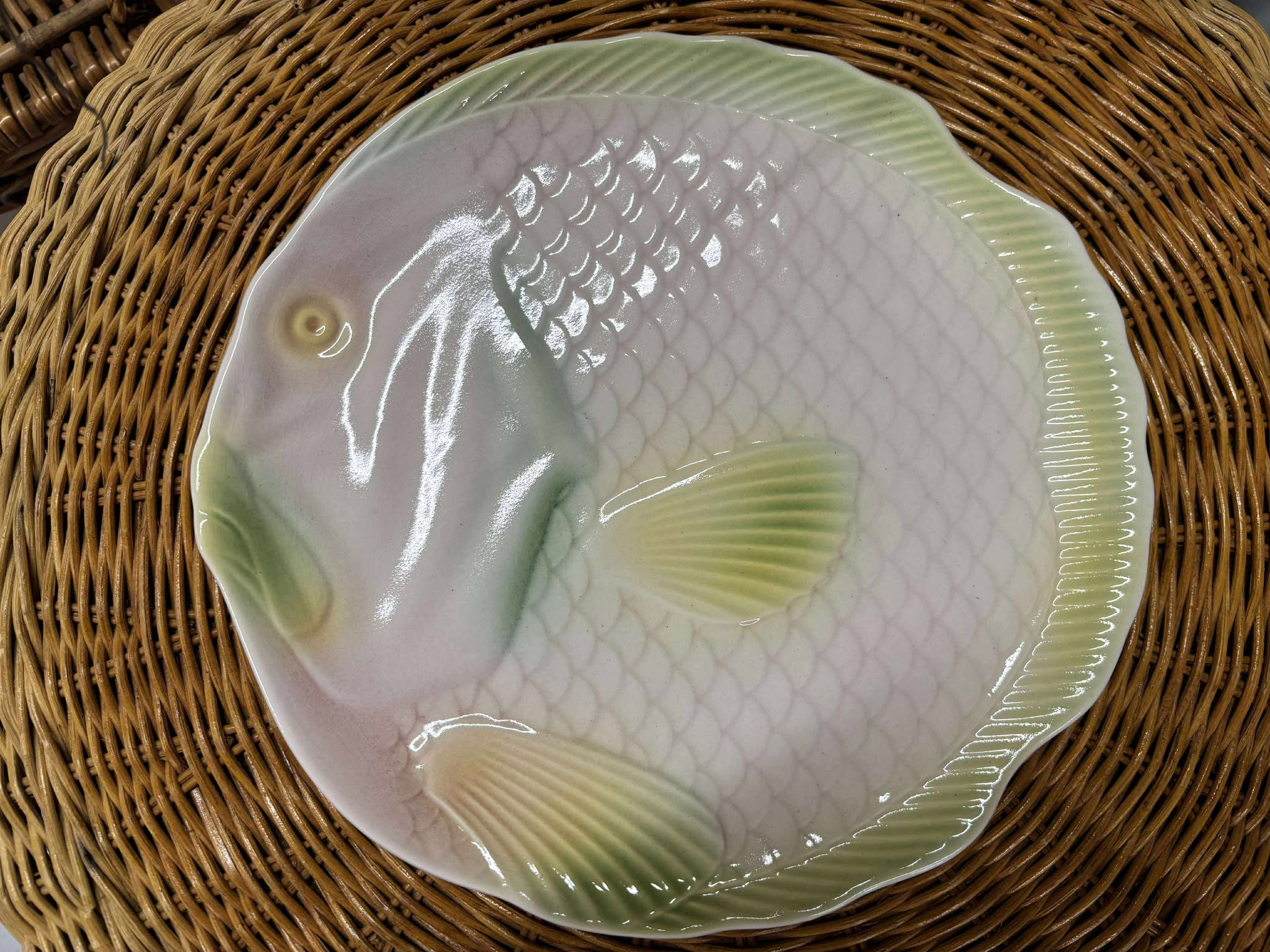 Fisketallerken Sallins Les Bains France hvid/rosa FLAD